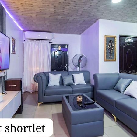 Synott Apartment Ikeja Extérieur photo