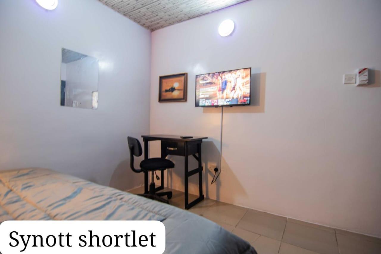 Synott Apartment Ikeja Extérieur photo