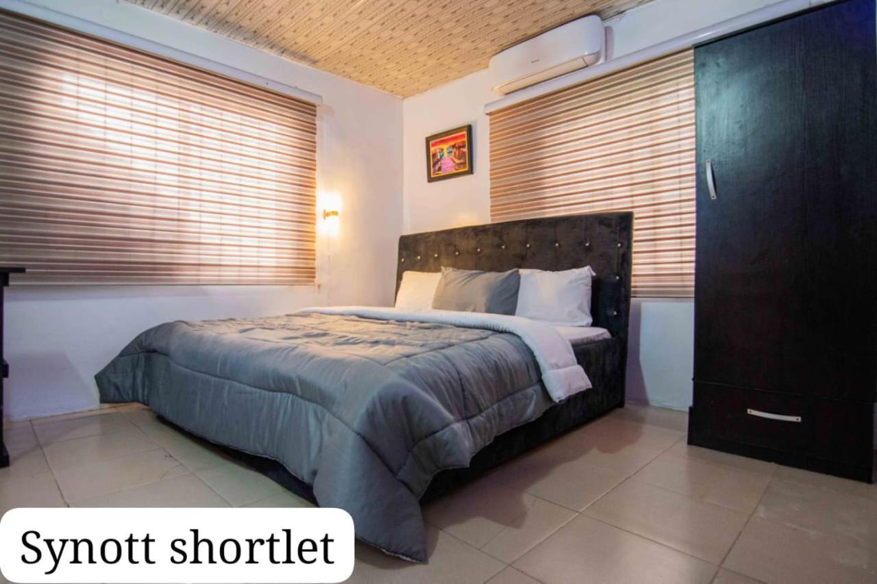 Synott Apartment Ikeja Extérieur photo