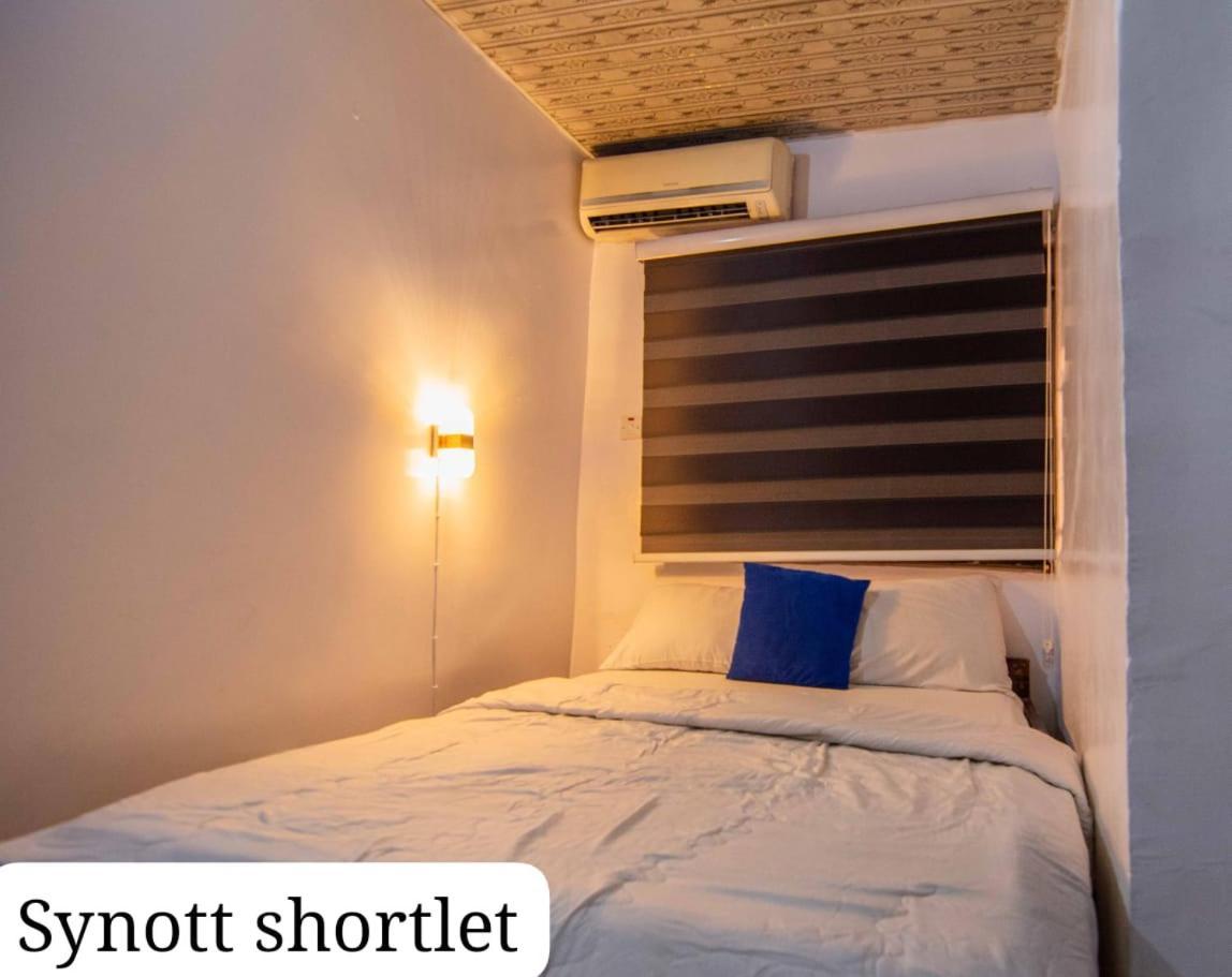 Synott Apartment Ikeja Extérieur photo