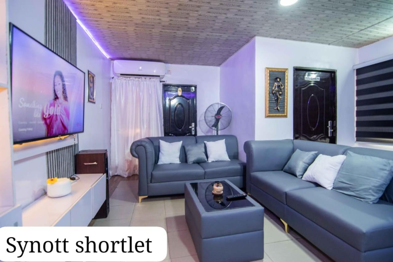 Synott Apartment Ikeja Extérieur photo